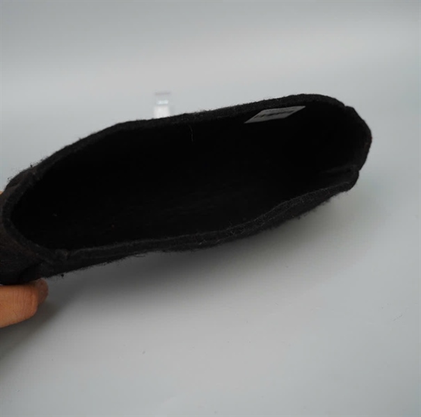 Lót form bầu màu đen 25x10x7cm +