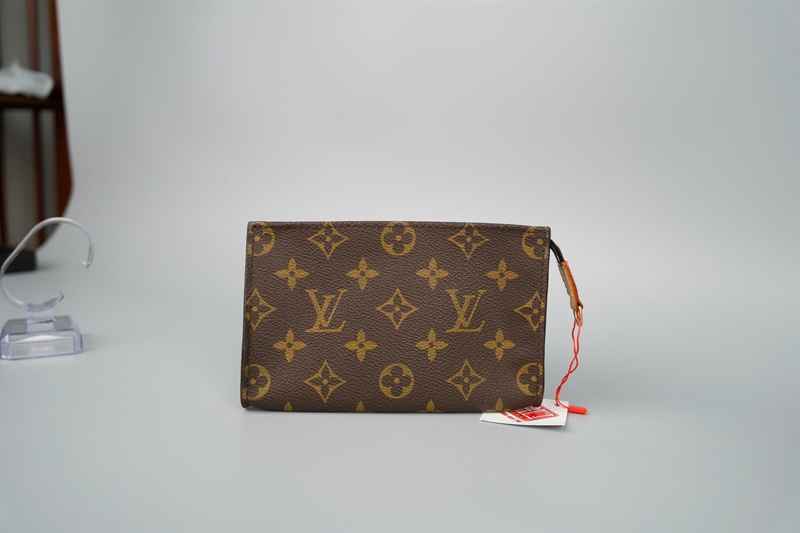 Ví LV hoa nâu có khóa zip (LT) KG+