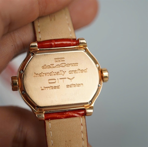 Đồng hồ Delacour dây đỏ (No581) (HC) KG+