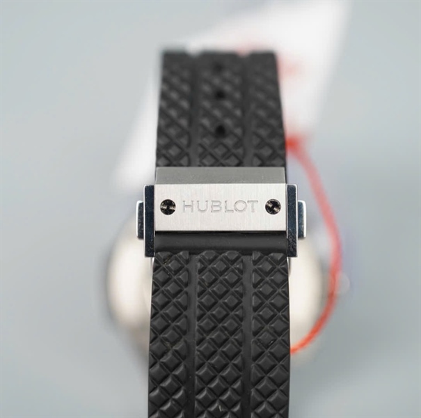 Đồng hồ Hublot dây đen mặt viền đá (1390923) (HC) KG+