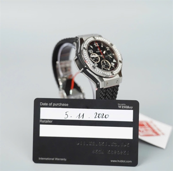 Đồng hồ Hublot dây đen mặt viền đá (1390923) (HC) KG+