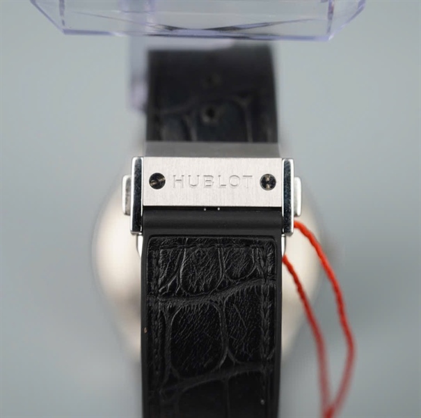 Đồng hồ Hublot đen (1089910) (HC) KG+