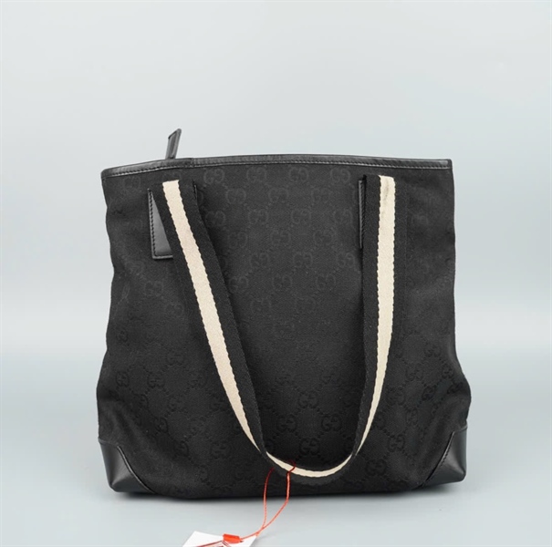 Túi GG màu đen (019-0402-3754) sz24 KG+