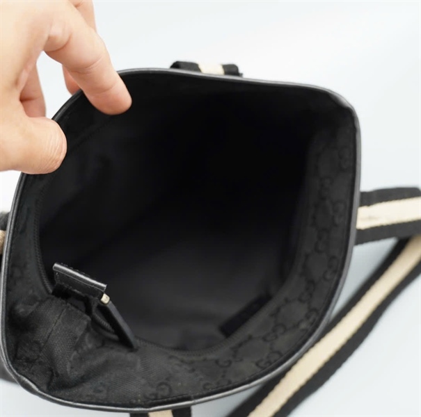 Túi GG màu đen (019-0402-3754) sz24 KG+