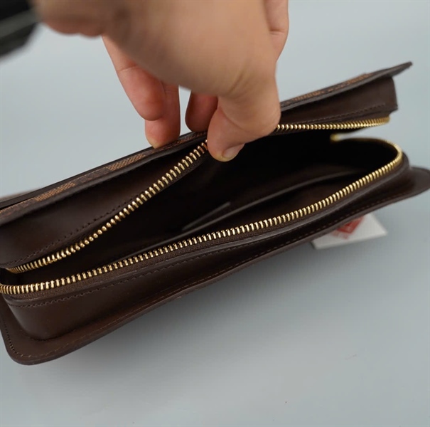 Túi LV Clutch ô vuông nâu FL1014 25cm (LT) KG+