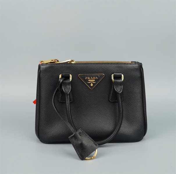 Túi Prada màu đen 2 ngăn zip sz20 (BQ) KG+