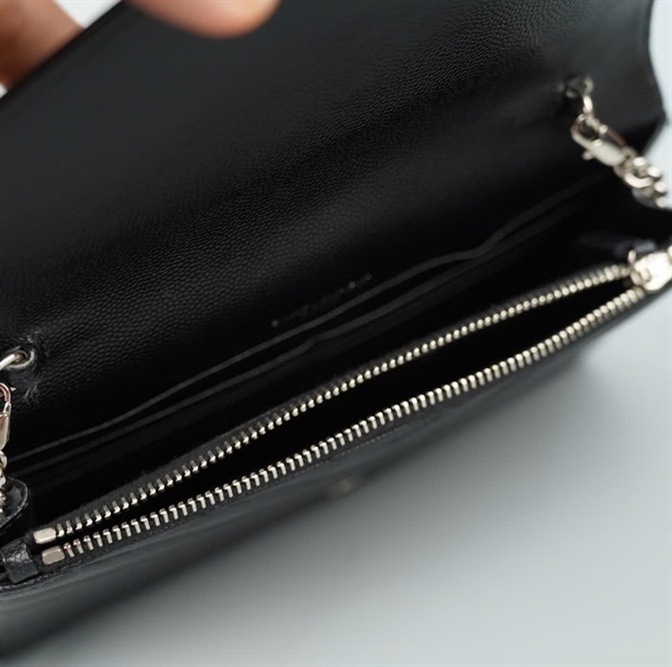 Túi YSL màu đen vân sz19 (BQ) KG+