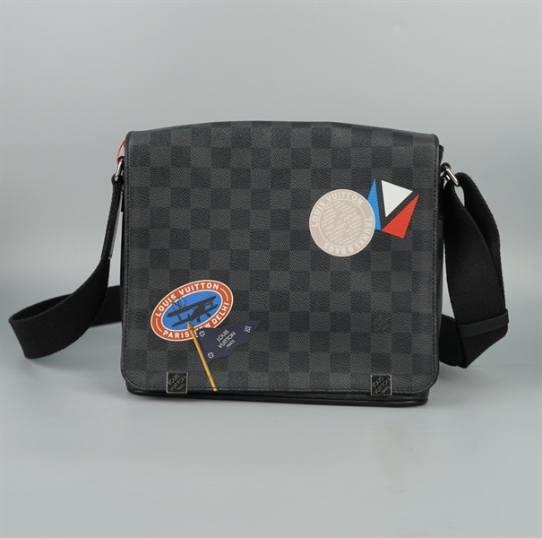 Túi LV đeo chéo ô vuông đen in hình (CA3197) sz25 (Manly) KG+