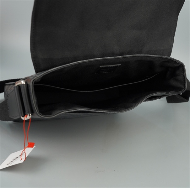 Túi LV đeo chéo ô vuông đen in hình (CA3197) sz25 (Manly) KG+