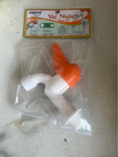Vòi nước nhựa cam 21