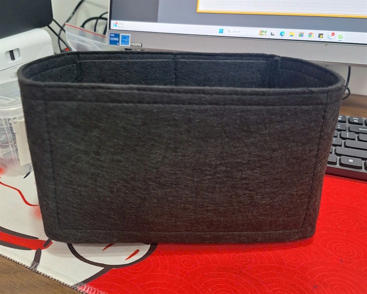 Lót form đen 21x12x12cm +