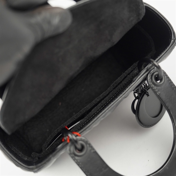 Túi Dior Lady kim cương đen sz S KG+