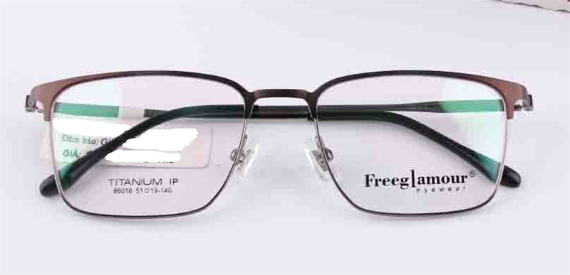 Kính TITANIUM FREEGLAMOUR 86005