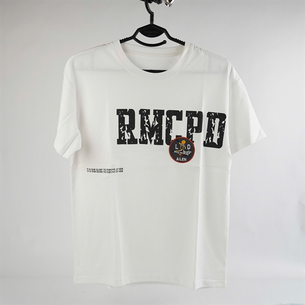 Áo thun trắng in chữ RMCPD M KG+