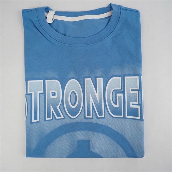 Áo thun xanh in chữ Stronger 3XL KG+