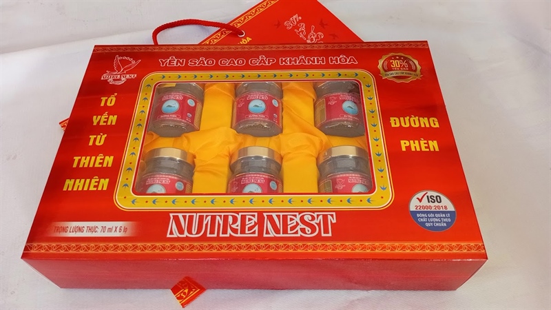Yến sào Khánh Hoà Nutre Nest đường phèn hộp 6 lọ 70ml (Tặng lọ tinh dầu quế nguyên chất hiệu Trà Bồng)