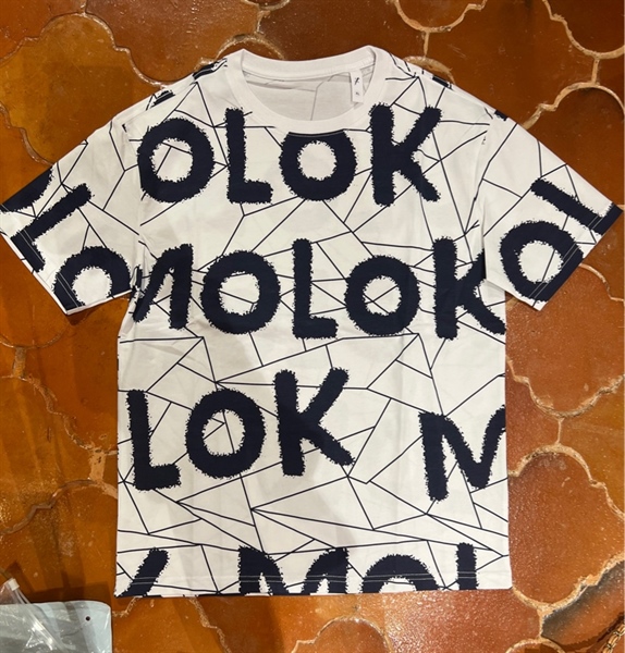 Áo thun trắng in chữ MOL XL KG+