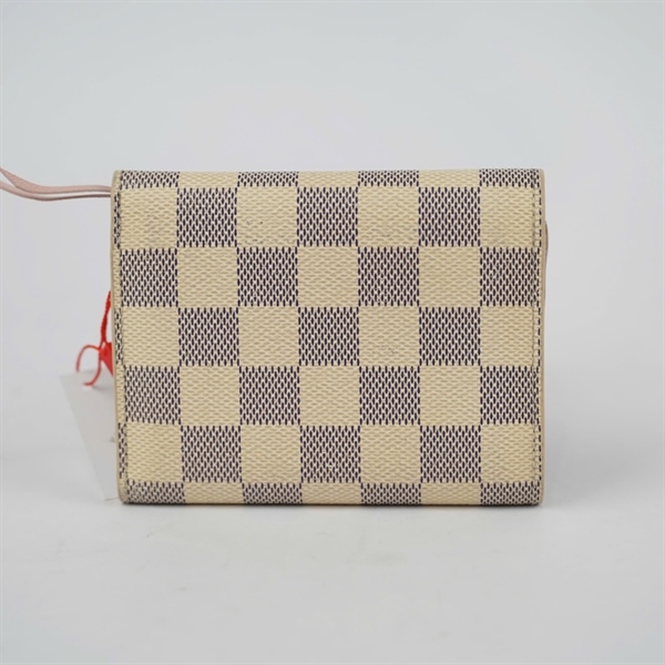 Ví LV ô vuông trắng gập 3 (LT) KG+