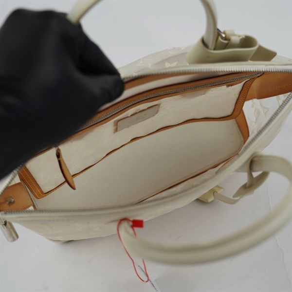 Túi LV Handle hoa trắng kèm ổ+ 2 chìa sz28 KG+