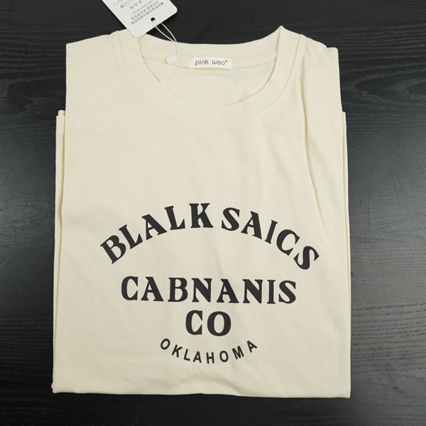 Áo thun be in chữ Black Saics KG+