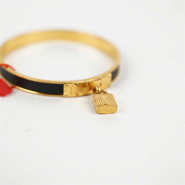 Vòng tay Hermes đen có ổ khóa KG+