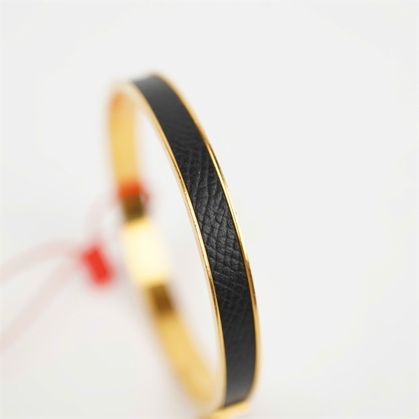 Vòng tay Hermes đen có ổ khóa KG+