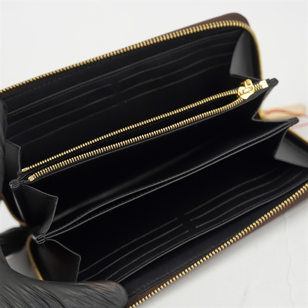 Ví LV ô vuông nâu in họa tiết gỗ +