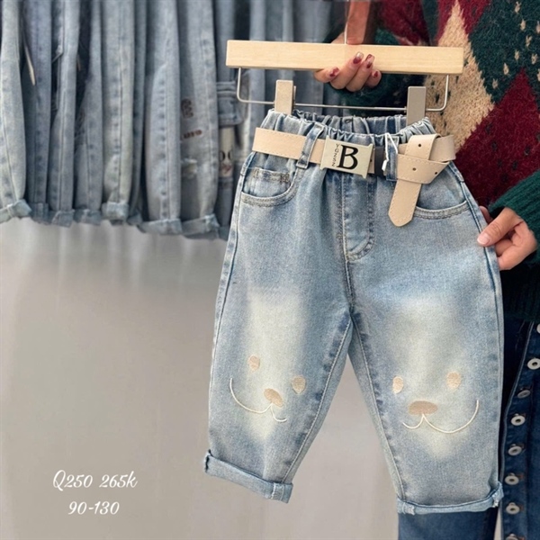 Q250 Quần jean thêu mặt thú 2517