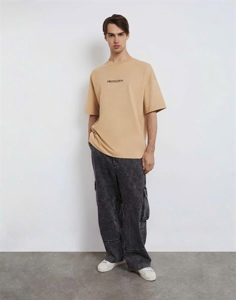 Áo thun in chữ GJ Nam