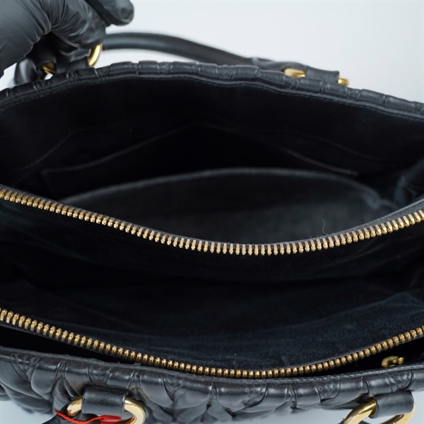 Túi Miu Miu Handle đen da nhăn có 2 lót form (sz30) KG+