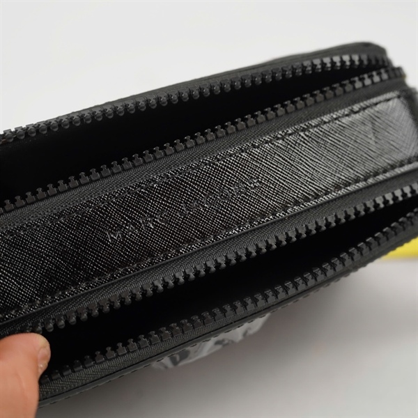 Túi Marc Jacobs đen sz18 +