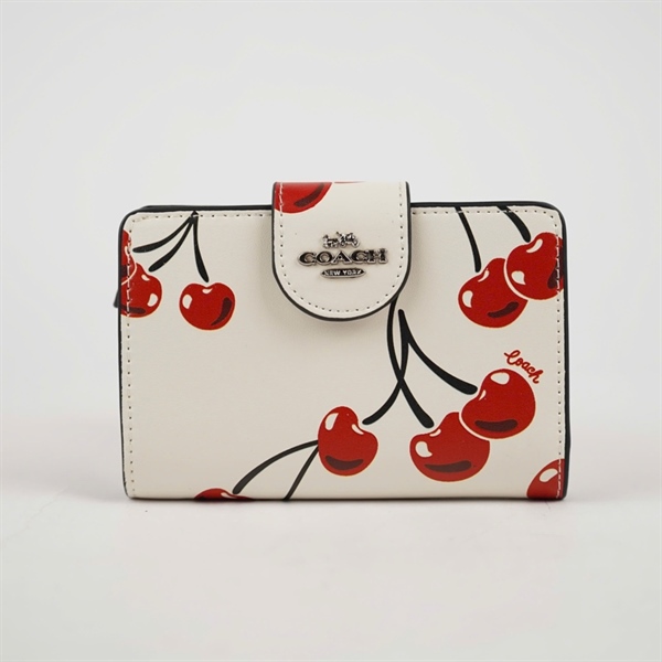 Ví Coach trắng in họa tiết Cherry +