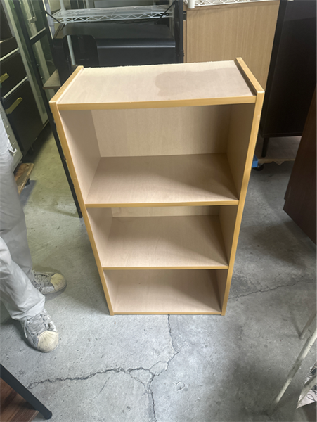 Kệ 3 tầng vàng nhạt