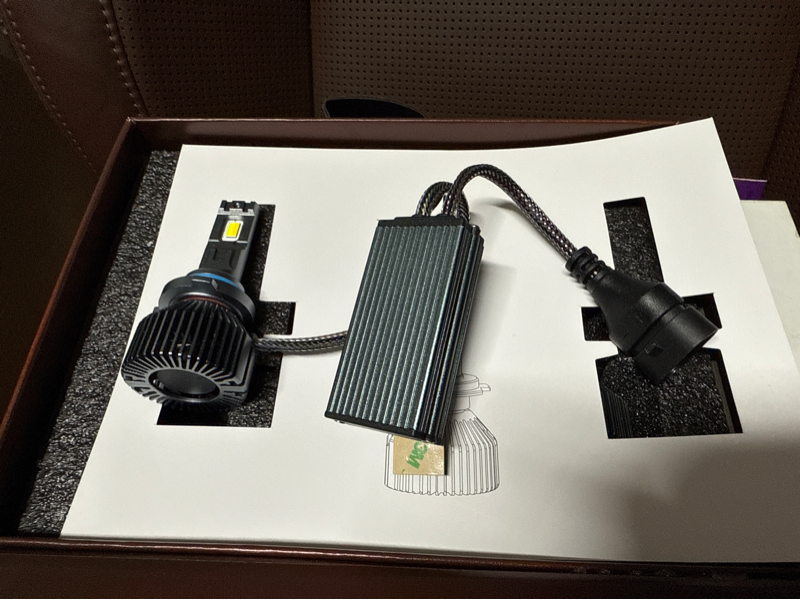 BÓNG LED AI HB4/9006