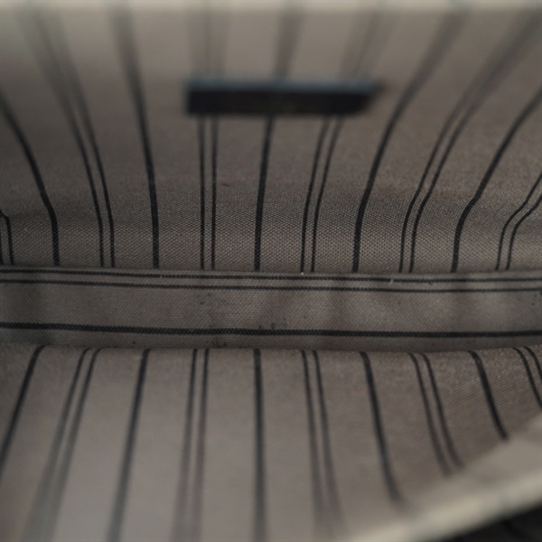 Túi LV Metis hoa đen sz24 (HT)+