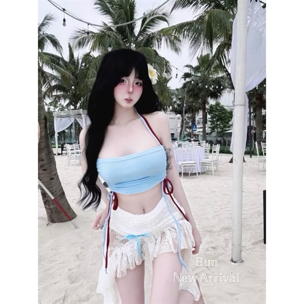 Chân váy đi biển