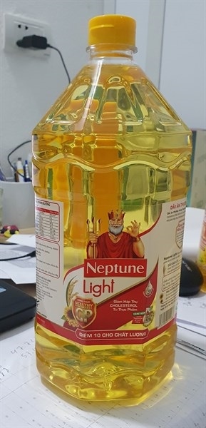 Dầu ăn Neptune thượng hạng 2 lít