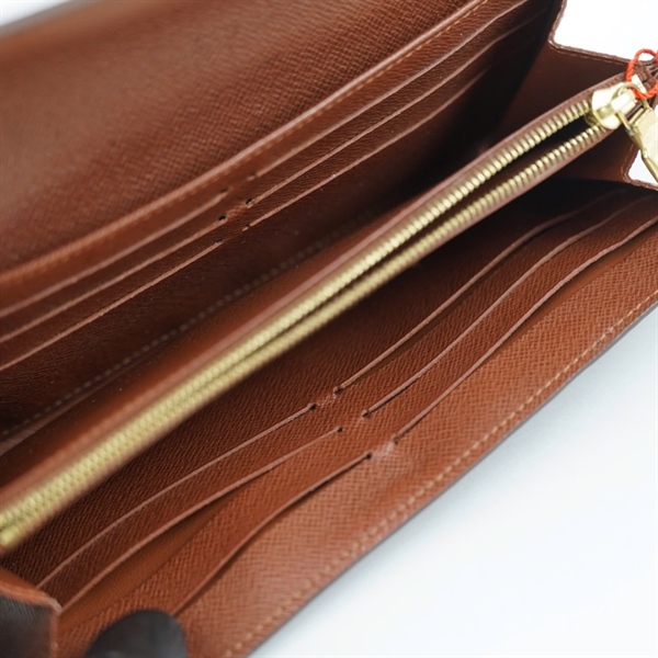 Ví LV hoa nâu nút vàng (LT) KG+