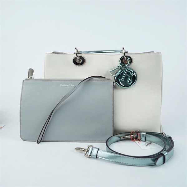 Túi Dior Handle trắng kèm ví sz32 (BQ) KG+