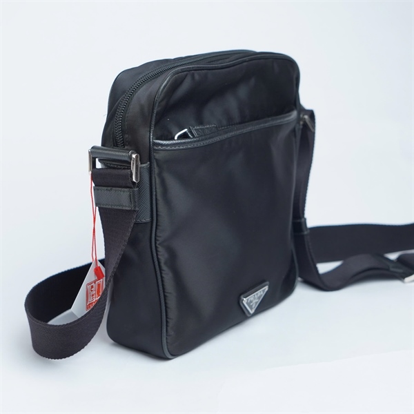 Túi Prada đeo chéo đen sz20 (BQ) KG+