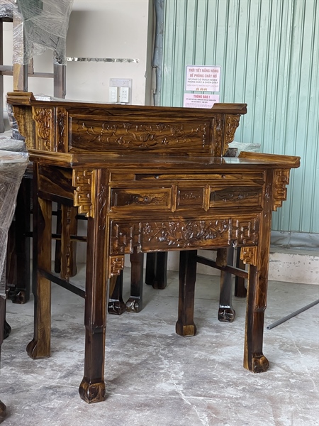 BÀN CÚNG 2T GỖ MUỒNG 134 DIỀM