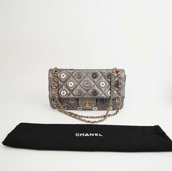 Túi Chanel Charm đồng xu màu xám sz28 +