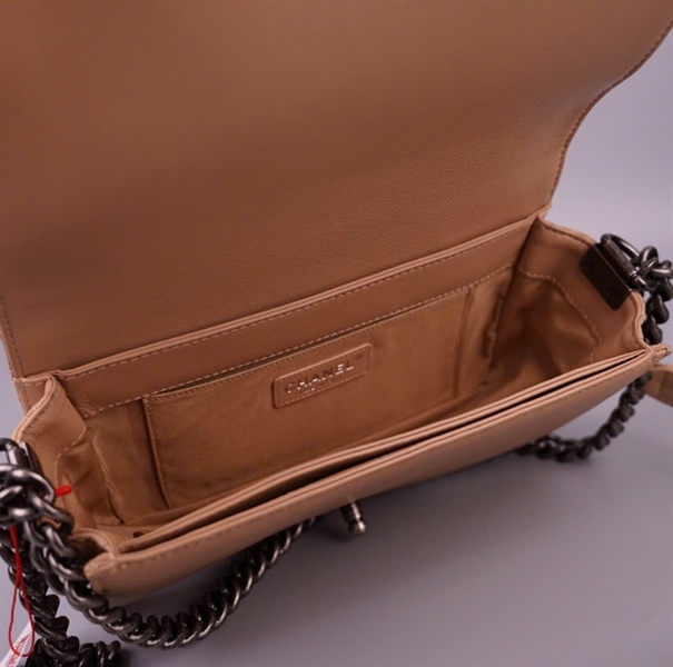 Túi Chanel Boy nude (18913344) sz22 +