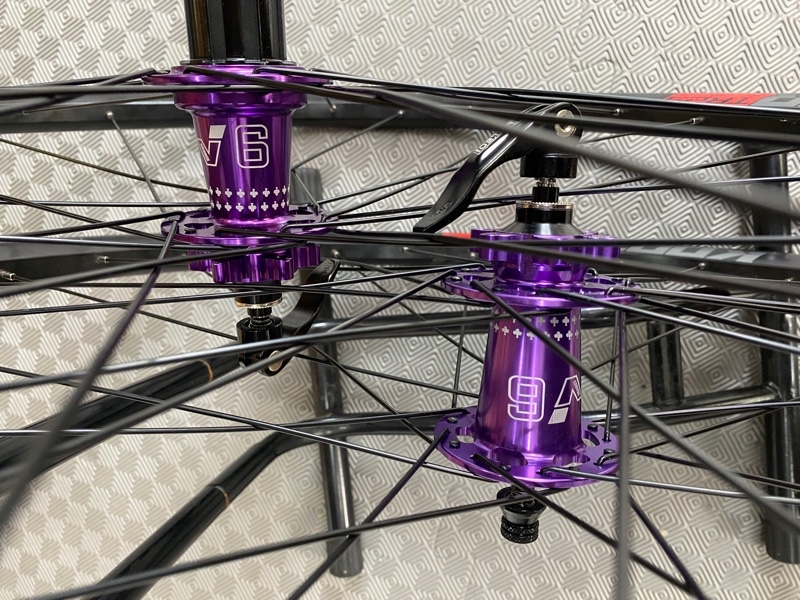 Đùm ZBIKE V6 full bạc đạn trục QR cối nổ 6 cá 3 răng chuẩn HG