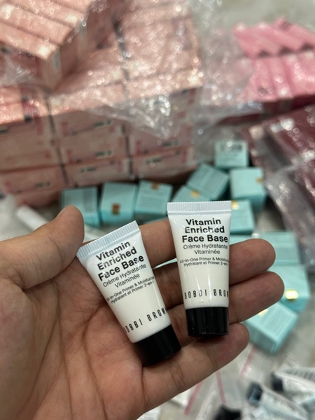 7ml tuýp kem lót dưỡng ẩm Bobbi Brown vitamin enriched face base