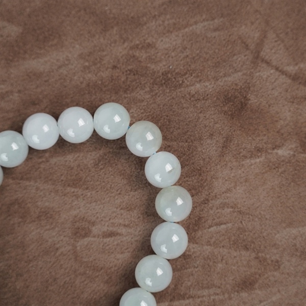 Vòng cẩm My 20 hạt ly10.4-9.79 (926925) KG+