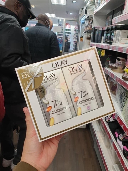 Set Olay ngày đêm 37ml*2