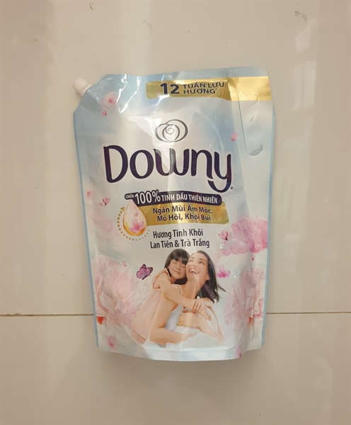 Nước xả Downy tinh khôi lan tiên & Trà trắng 2.3l