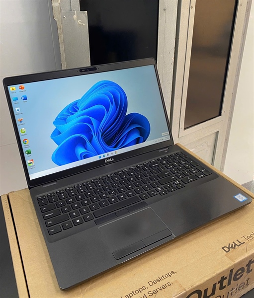 Dell Latitude 5501 i5-9400H/16Gb Ram/256Gb Nvme/15.6” FullHD