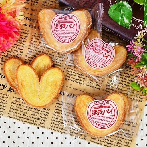 Bánh bướm Sanritsu NHẬT 240G